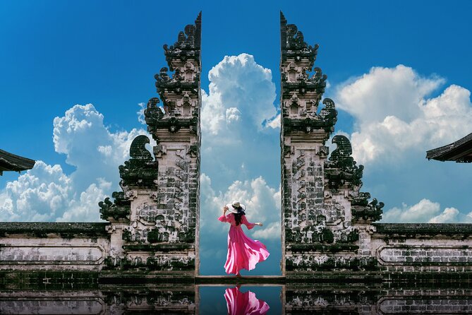 Private Tour Bali: Lempuyang Temple / Gate of Heaven, tirtagangga, waterfall. - Rice terraces at about 11 a.m.