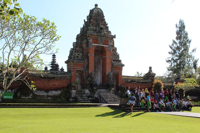 Private Tour: Bali Temples, Hidden Waterfall and Handara Gate - Guides, private service and what to expect