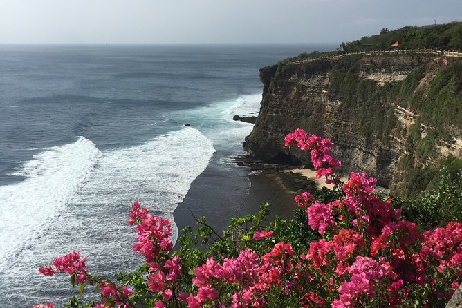 Private Tour: Highlights Uluwatu Temple & Southern Beaches Bali - The Lumbung Sari Pecatu coffee stop