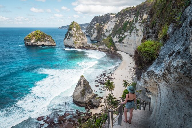 Private Tour: Nusa Penida DiamondBeach-Tree House EastSide Island - Rumah Pohon Tree House at Molenteng