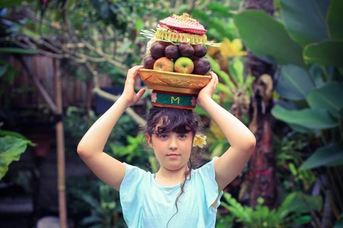 Private Tour: Ubud Day Tour with Traditional Offering Lesson - A private vehicle changes how the day feels