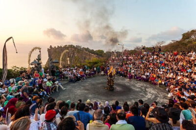 Private Tour Uluwatu Temple and Kecak Sunset Dance