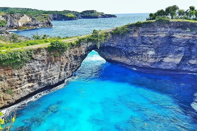 Private Tour West Nusa Penida with T-Rex Beach - What the private format is worth