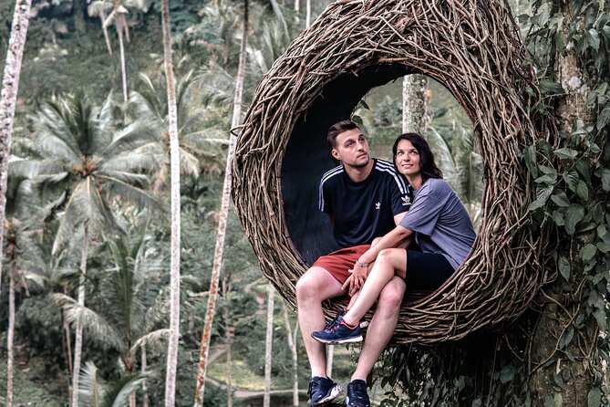 Private Ubud Tour: Waterfall, Rice Terrace & Monkey Forest - Tegenungan Waterfall before the crowds