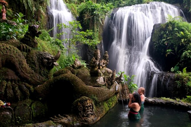 Purifications at Beji Griya Waterfalls - Key points at a glance