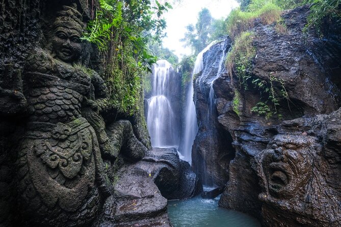 Purifications at Beji Griya Waterfalls - Stage four: the pool shower and final blessing