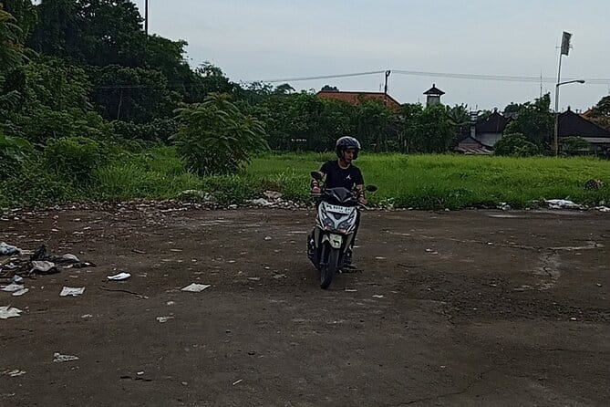 Scooter Lesson in Ubud - Starting in Ubud with a private lesson