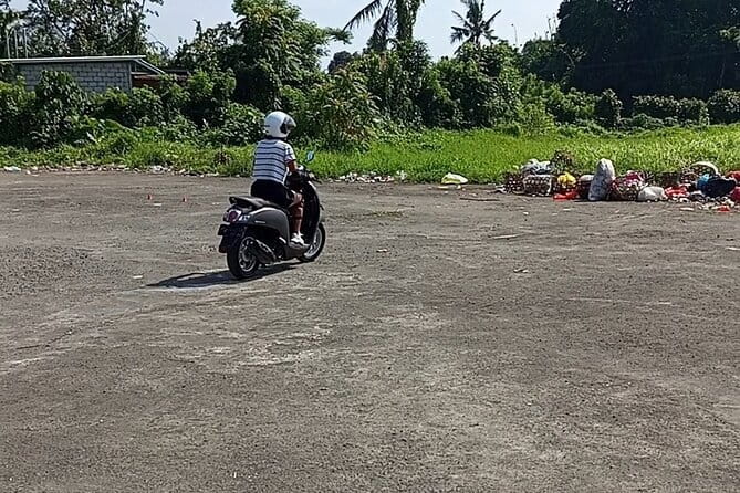 Scooter Lesson in Ubud - What the scooter training includes