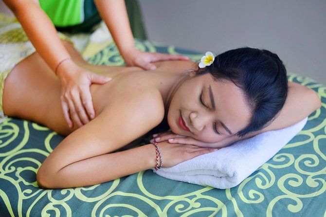 Seminyak 4-Hour Spa Treatment with Hotel or Airport Transfer - Starting with an aromatherapy foot bath