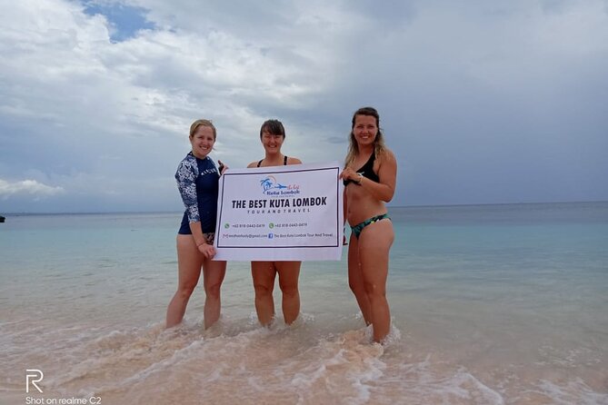 Snorkeling Tour In Gili Trawangan, Gili Meno And Gili Air Pick Up From Bali - Gili Meno’s statues and second turtle search
