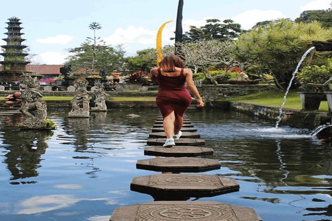 Sunrise At The Gate Of Heaven Lempuyang Bali - Why the 3:00 AM start matters