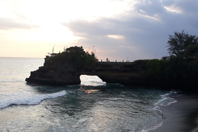 Sunset at Tanah Lot Temple and Spa Tour - Two hours of treatment at Bali Orchid Spa