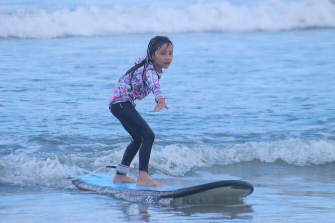 Surfing Activity with Beginner and Intermediate Lesson - Who should choose beginner or intermediate?