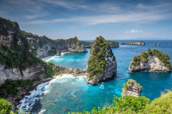 Surfnesia Surf Lesson and Guiding - Choosing Between Padang Padang, Uluwatu, and Nearby Beaches