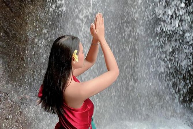 Taman Beji Griya Waterfall Tranquil Purification Ceremony - The pool, paths, and viewing platforms