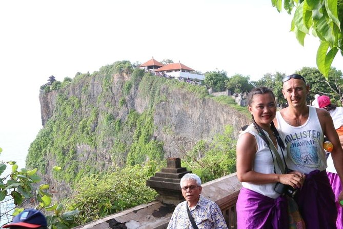 Tanah Lot and Uluwatu Temple Tour Including Seafood Dinner at Jimbaran Beach - The road to Uluwatu is the day’s biggest gamble