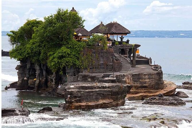 Tanah Lot Sunset Private Tour - Nik’s guiding style adds value
