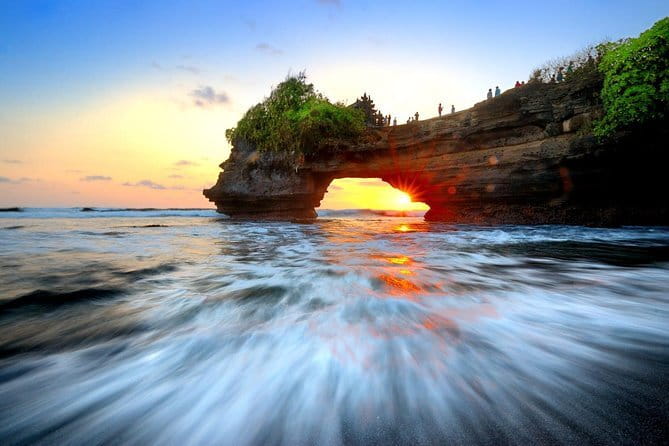 Tanah Lot Sunset Tour with Kecak Show and Dinner - Key things to know before booking