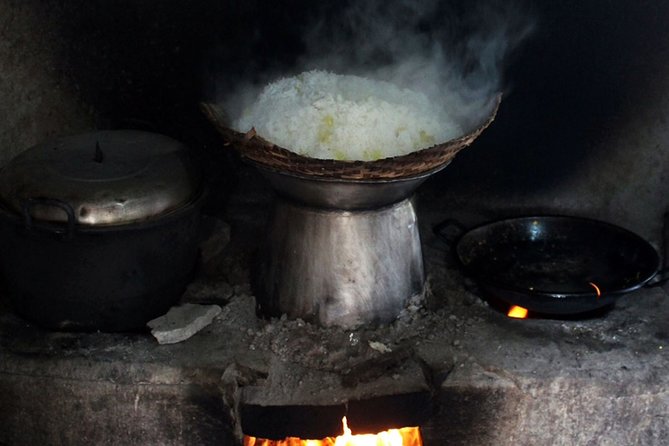 Traditional Balinese Home Dining Experience in Ubud with Putu - Arriving at Putu’s family compound