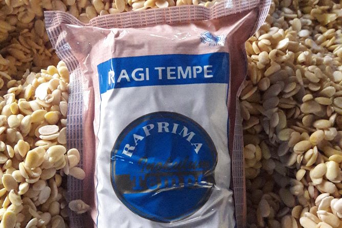 Traditional Tempeh Making & Cooking Balinese Cuisine - Indonesian spices and the open-air kitchen