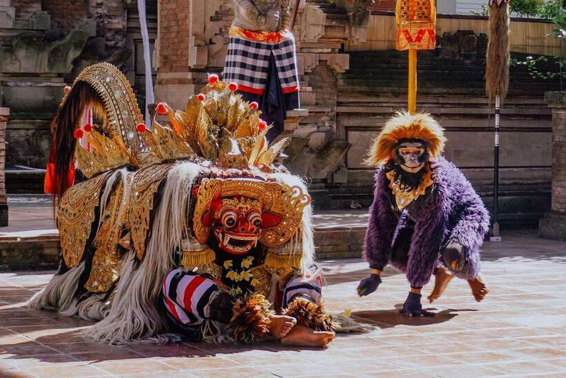 Ubud: Barong Dance and Keris Cultural Dance Show Tickets - Gamelan music gives the show its pulse