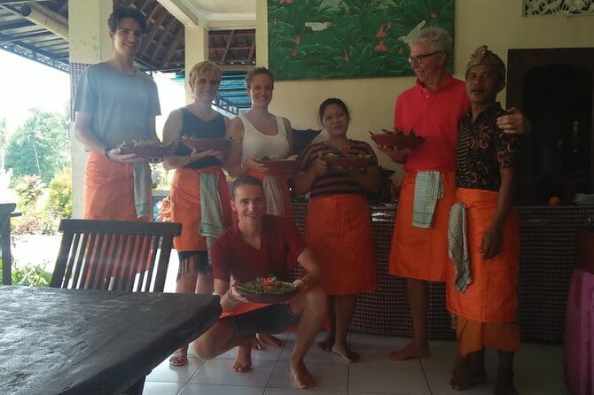 Ubud Cooking Class with Optional Market Visit Pickup Included - Why a cooking class makes sense in Ubud
