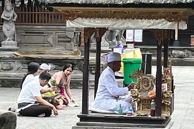 Ubud Cultural and Historical Guided Tour with Transfer - Puseh Batuan Temple: a village sanctuary with a clear role
