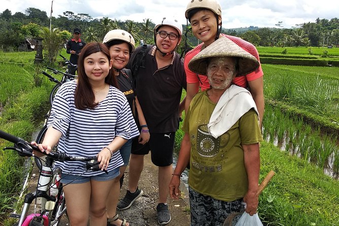 Ubud Cycling Tour - Quiet roads, coconut groves, and changing views