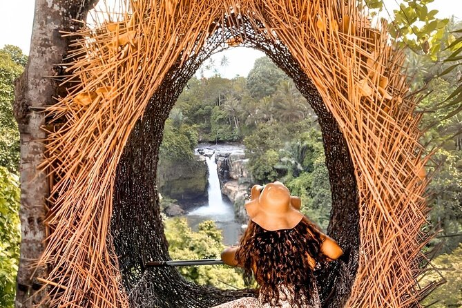 Ubud Day Tour: Sacred Monkey Forest, Tegenungan Waterfall, Rice Terrace - What the Driver and Guide Add to the Day