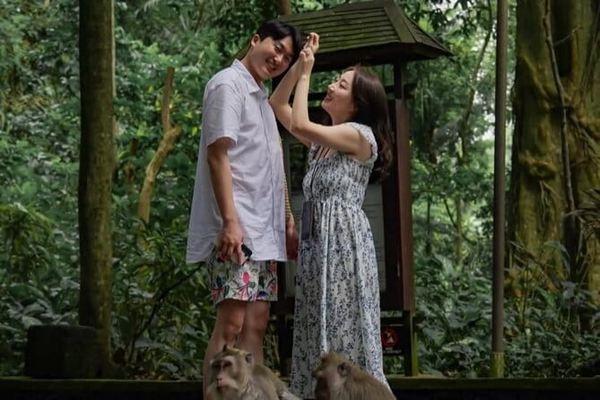 Ubud Full-Day Private Tour: Waterfall, Temple, Rice Terrace. - Ubud Art Market: finish with color and bargaining
