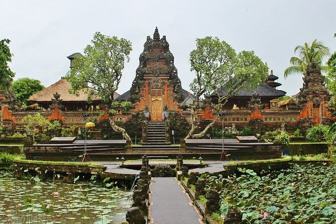 Ubud Highlight Private Charter with Jungle Swing - Tegenungan Waterfall: A Lively Nature Break