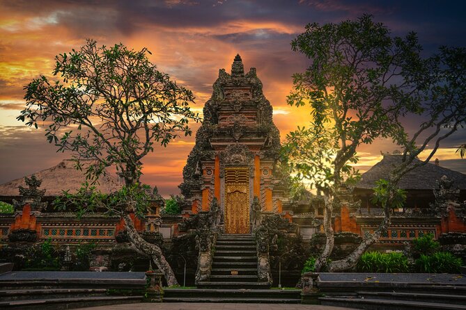 Ubud Iconic Full Day Tour Monkey Forest Rice Terraces Waterfalls - Tegenungan Waterfall: a cool, scenic finish