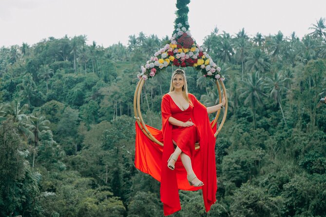 UBUD Instagram Spot Tour with Photographer - Happy Swing Bali and the cost of the jungle photos