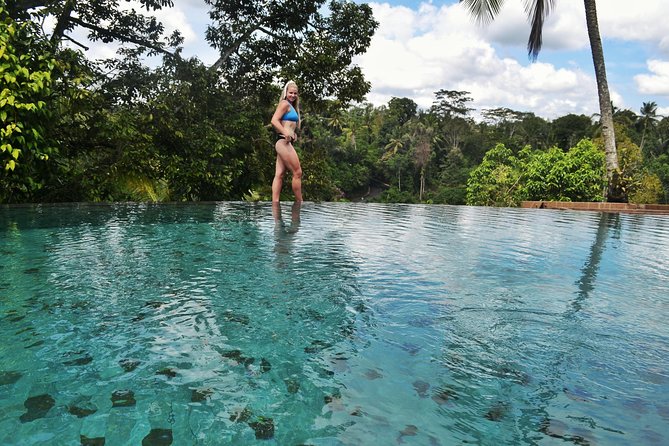 Ubud Monkey Forest Sanctuary Tours and Cretya - Three hours at Cretya Ubud