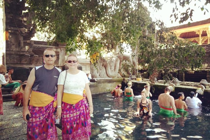 Ubud Natural Gems And Secret Waterfall Private Guided Tour - Tegalalang Rice Terrace: a short walk through Ubud’s farm country