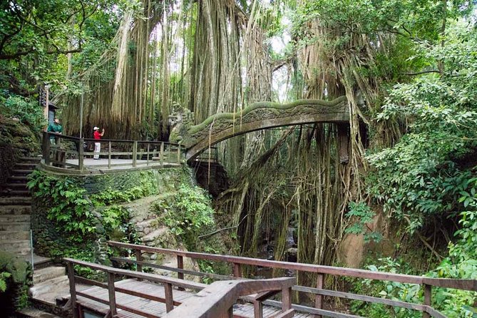 Ubud Sacred Monkey Forest & Art Village Tour - Mas Village and Bali’s Wood-Carving Tradition