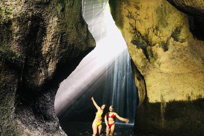 Ubud Temples, Waterfalls, Rice Terraces & Balinese Culture - Guides make the private format worthwhile