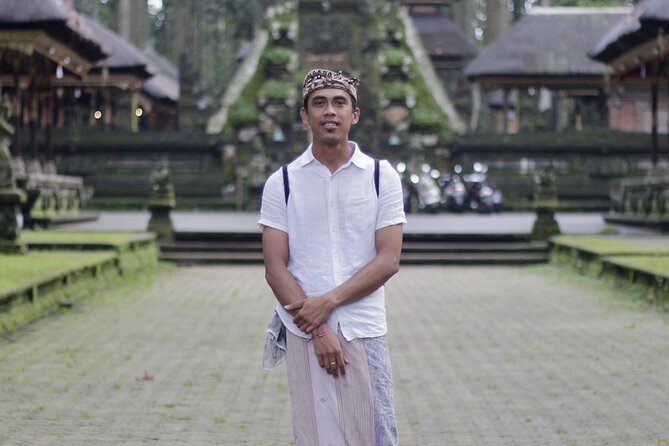 Ubud Tirta Empul Temple Tour with Purification Experience - Why Tirta Empul feels different from a normal temple visit