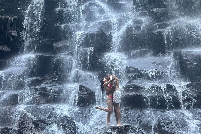 Ubud Top Waterfall and swing in tegallalang - Suwat: bamboo raft, pool, and cave-like surroundings