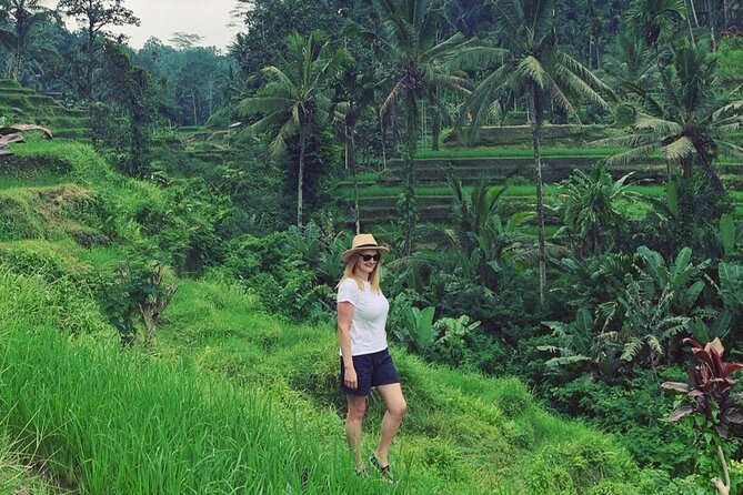 Ubud Tour - Ubud Highlight - Private Tour All inclusive - Tegenungan Waterfall: a scenic opening stop