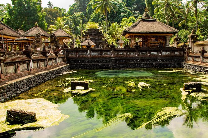 Ubud Village Sightseeing, Famous Paddy Field And Ubud Waterfall - Tegenungan Waterfall: A Refreshing Final Stop
