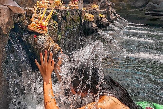 Ubud: Waterfalls, Water Temple & Rice Terraces Private Tour - Why this route works for a first look at Ubud