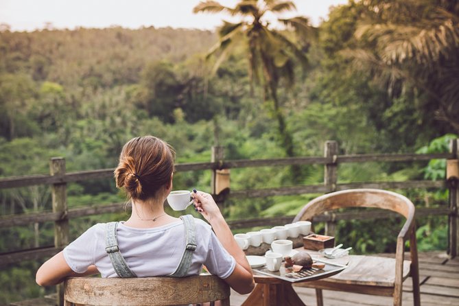 Ubud White Water Rafting, Rice Terrace and Jungle Swing - The guide and driver are central to the experience