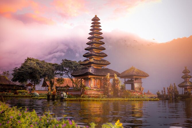 Ultimate North Bali Tour – Tanah Lot, Ulun Danu & Rice Terraces - Ulun Danu Bratan, Bali’s famous lake temple