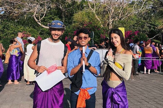 Uluwatu Temple Entrance & Kecak Dance Tickets - Who should book this experience?