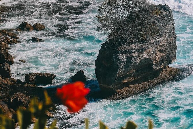 Uluwatu Temple Scenic Beaches and Fire Kecak Dance Tour - Why this Seminyak day trip works well
