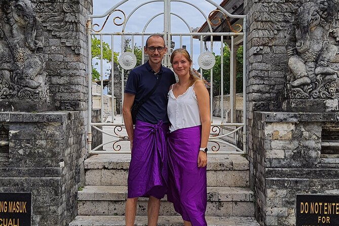 Uluwatu tour & Balinese kecak dance - Melasti Beach and the value of a second coastal stop