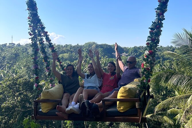 Vintage Volkswagen Bali Tour - Tirta Empul Temple and its sacred spring water