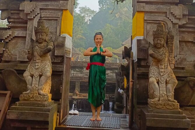 Wonderful of Ubud Private Guided Tour - Starting with Barong and Kris at Jambe Budaya
