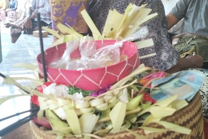 Wonderful of Ubud Private Guided Tour - Tampaksiring coffee, tea, and village plants
